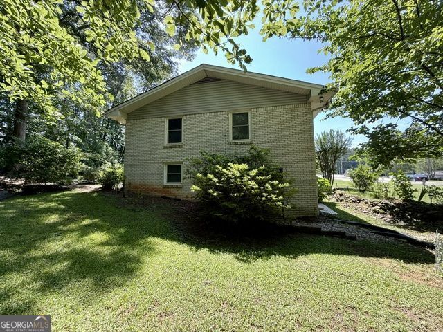 Property Photo:  1394 Flat Shoals Road  GA 30013 
