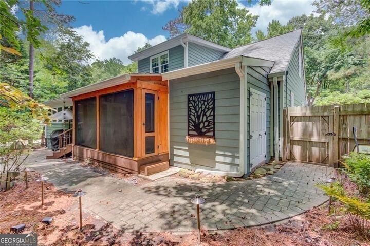 Property Photo:  420 Taberwood Way  GA 30076 