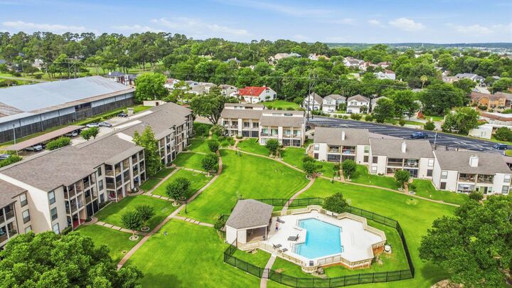 Property Photo:  203-C Lakeview Terrace  TX 77356 