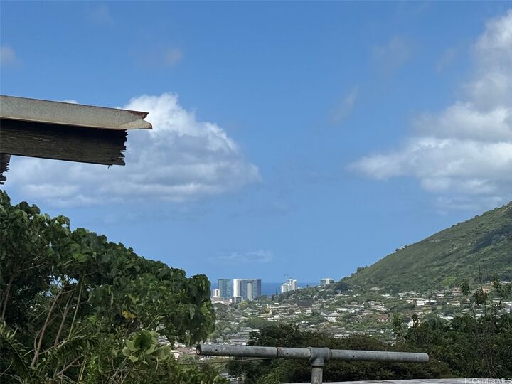 Property Photo:  3211 Melemele Place  HI 96822 