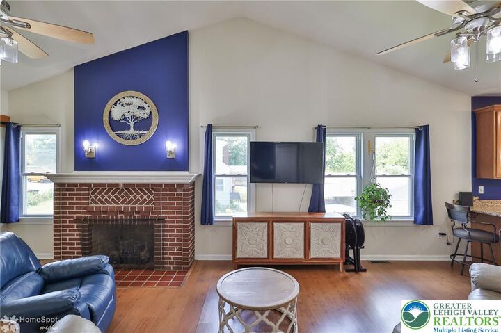 Property Photo:  1635 E Emmaus Avenue  PA 18103 