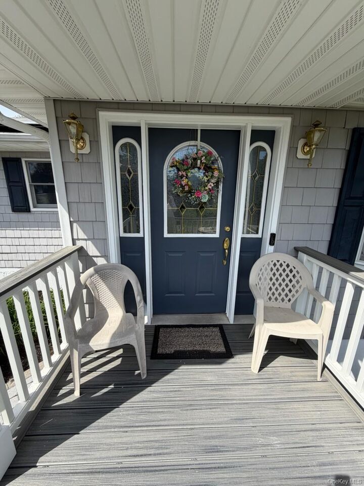 Property Photo:  14 Esther Avenue  NY 10920 