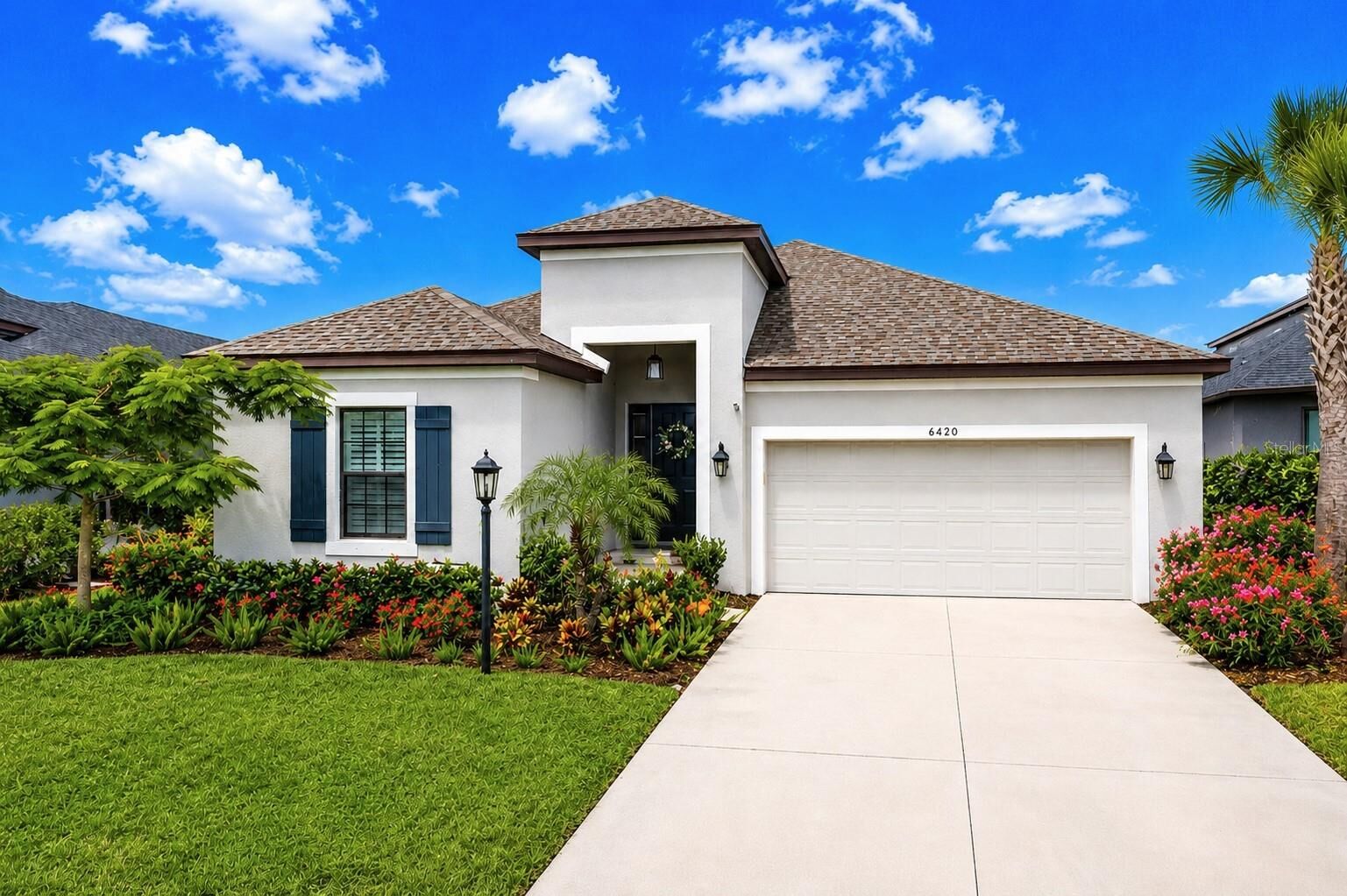 Property Photo: 6420 Grandview Hill Court FL 34203