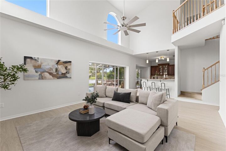 Property Photo:  11503 Whispering Hollow Drive  FL 33635 