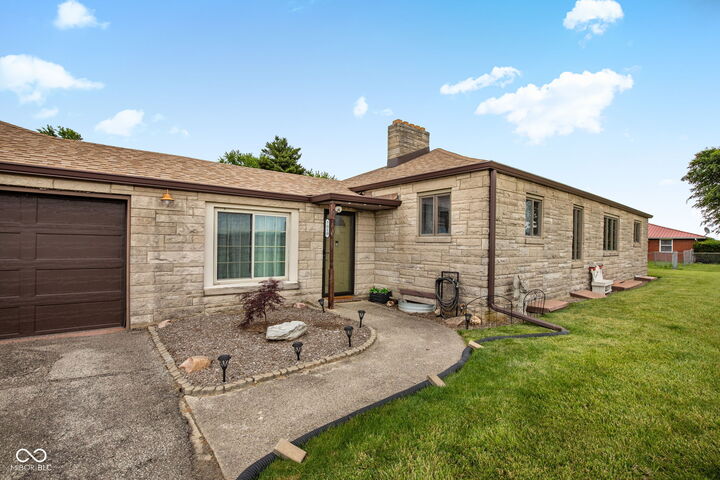 Property Photo:  7010 E State Road 28  IN 46036 