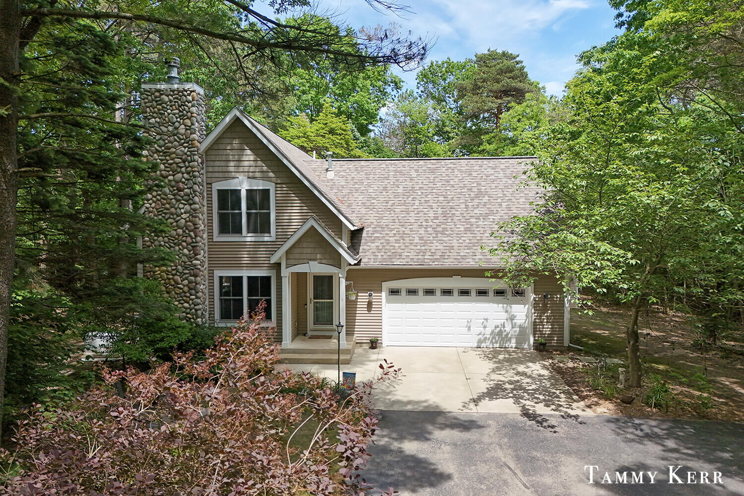 Property Photo:  2339 Forest Trail Circle  MI 49408 