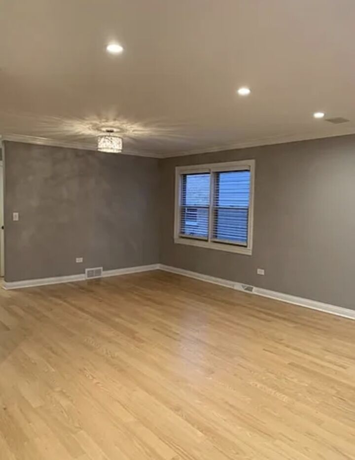 Property Photo: 8224 Knox Avenue 2 IL 60076