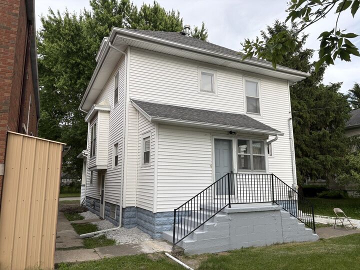Property Photo:  130 S 5'Th Street Street  IL 60966 