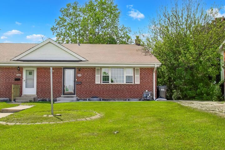Property Photo:  9448 N Oak Avenue  IL 60016 