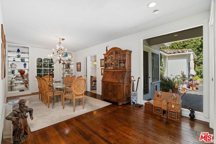 Property Photo:  2736 Outpost Drive  CA 90068 