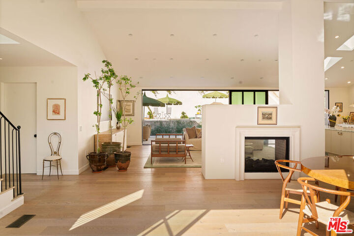 Property Photo:  3640 Mandeville Canyon Road  CA 90049 