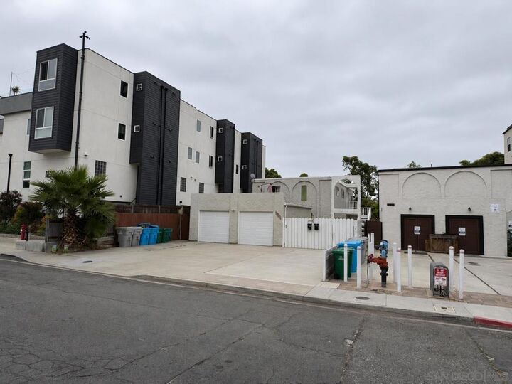 Property Photo:  5419 Lauretta St Apt A &B  CA 92110 