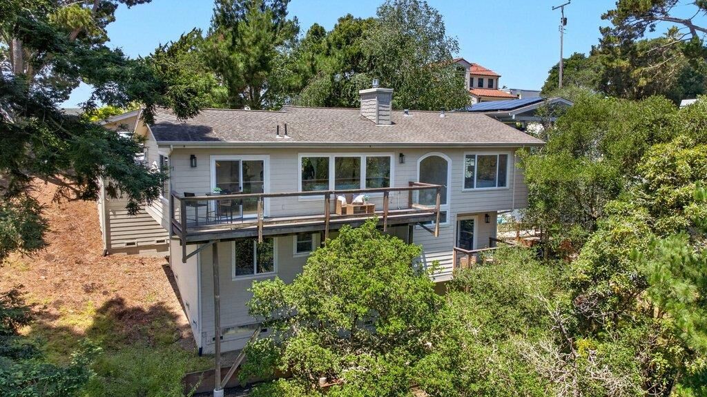 Property Photo:  562 Cuesta Drive  CA 95003 