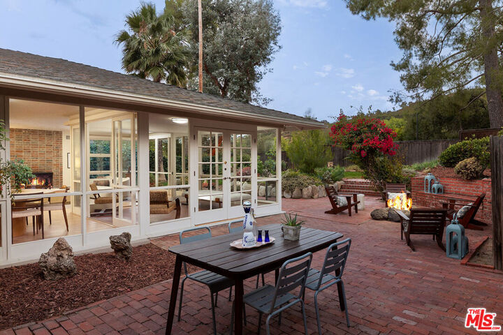 Property Photo:  1535 Scenic Drive  CA 91103 