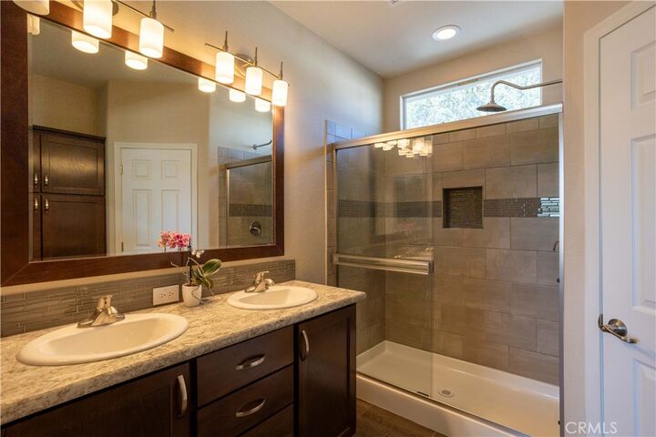 Property Photo: 10968 Las Casitas CA 93422