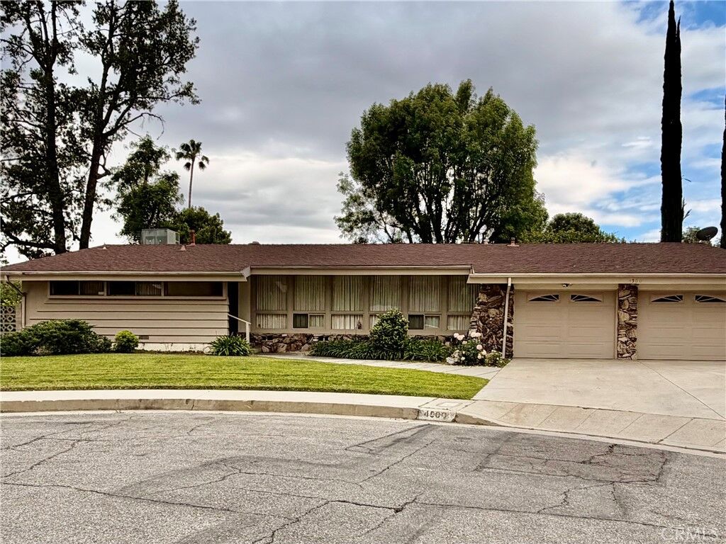 Property Photo:  4500 Callada Place  CA 91356 