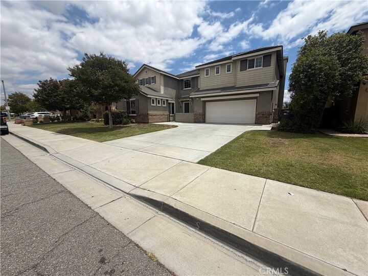Property Photo: 26813 Claystone Drive CA 92555