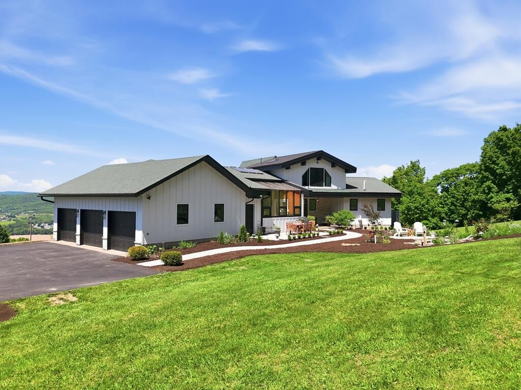 Property Photo:  1383 Orange Hill  PA 18810 