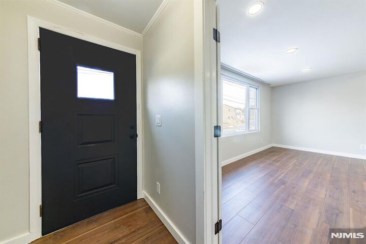 Property Photo:  34 Kearney Street  NJ 07071 