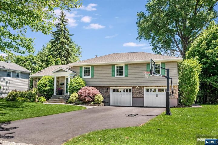 Property Photo:  169 Hillman Avenue  NJ 07452 