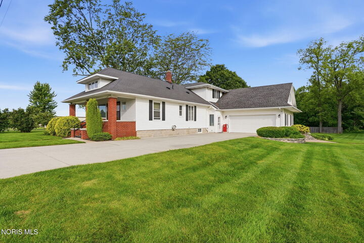 Property Photo: 7918 County Road 313 OH 45840