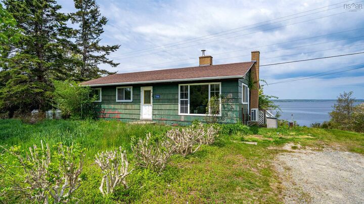 1166 Sandy Point Road — photo 1