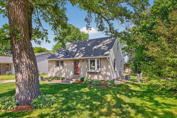 Property Photo: 2214 2nd Avenue SW MN 55902