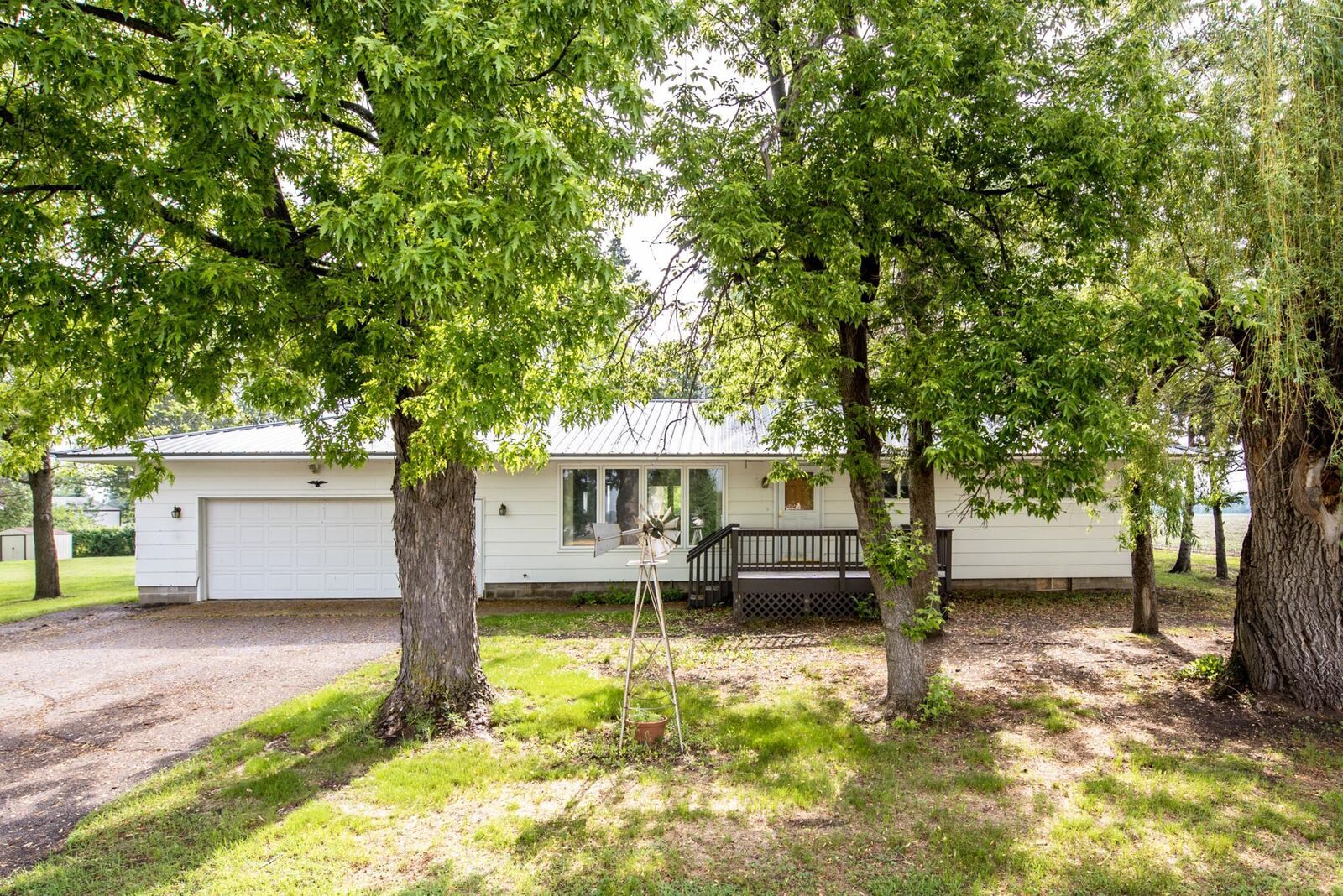 Property Photo:  510 Douglas Avenue  MN 56319 