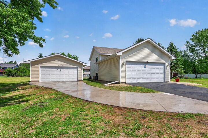 Property Photo:  1541 146th Lane NW  MN 55304 