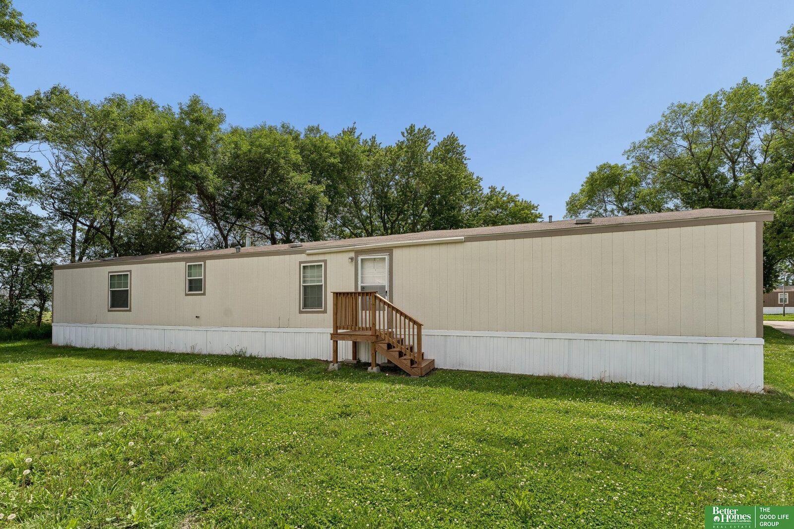 Property Photo:  1075 W 8th Street 19  NE 68649 