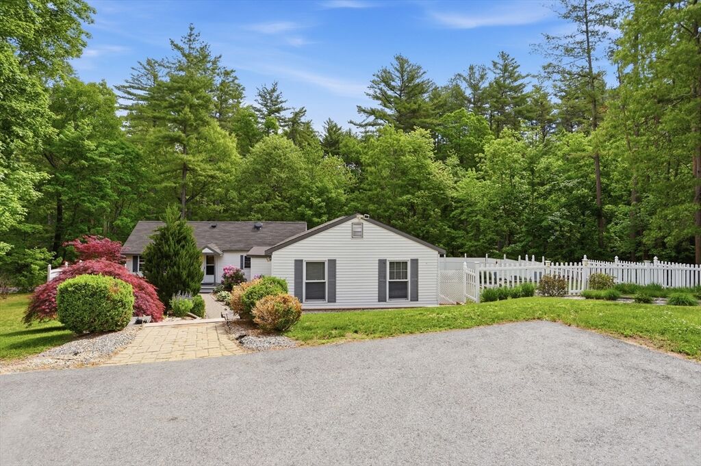 Property Photo:  11 Mt Paul Road  MA 01879 