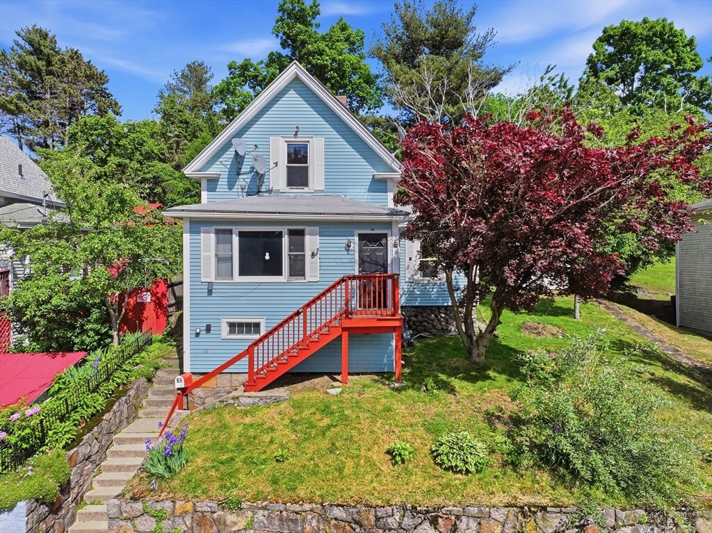 Property Photo:  68 Brooks St  MA 01606 