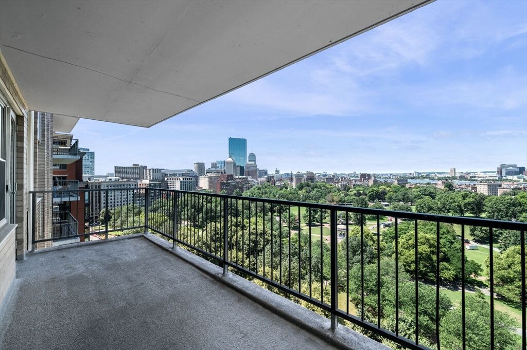 Property Photo: 151 Tremont St 17J MA 02111