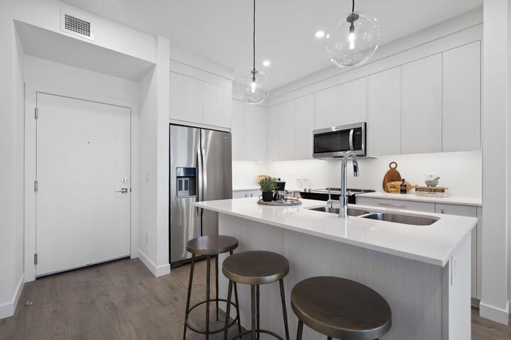 Property Photo:  44 Skyview Parkway 1118  AB T3N 2R8 