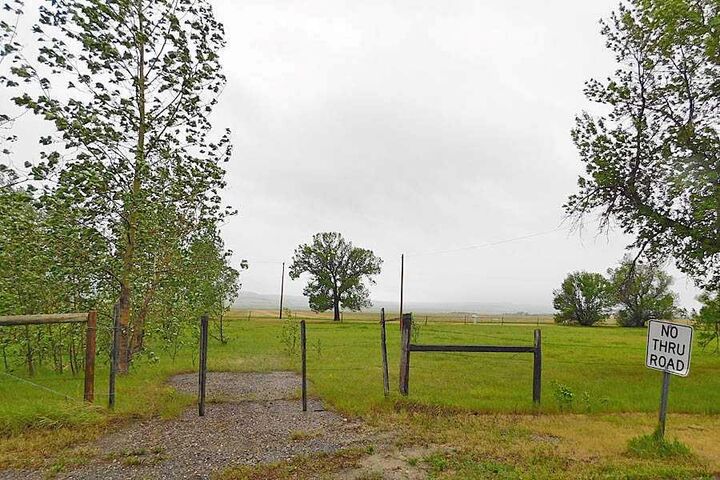 Property Photo:  13 Anson Road N  AB T0L 0T0 