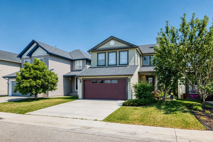 Property Photo: 327 Sagewood Place SW AB T4B 3M8
