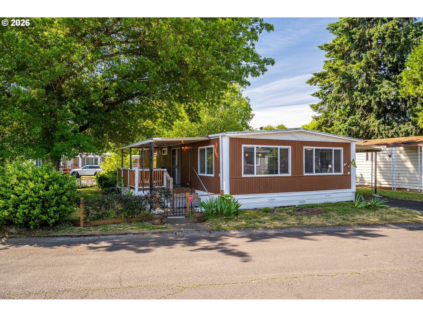 Property Photo:  1475 Green Acres Rd 95  OR 97408 