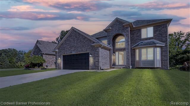 Property Photo:  22262 Brywood Court  MI 48036 