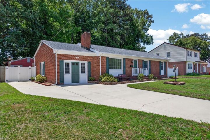 Property Photo:  4709 Threechopt Rd  VA 23666 