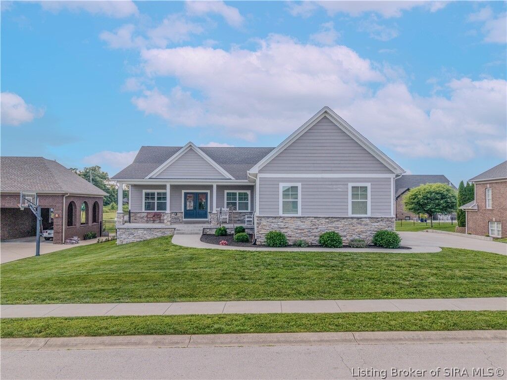 Property Photo: 7136 Independence Way IN 47111