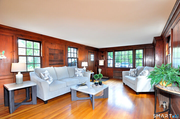 Property Photo:  10 Toll House Lane  CT 06117 