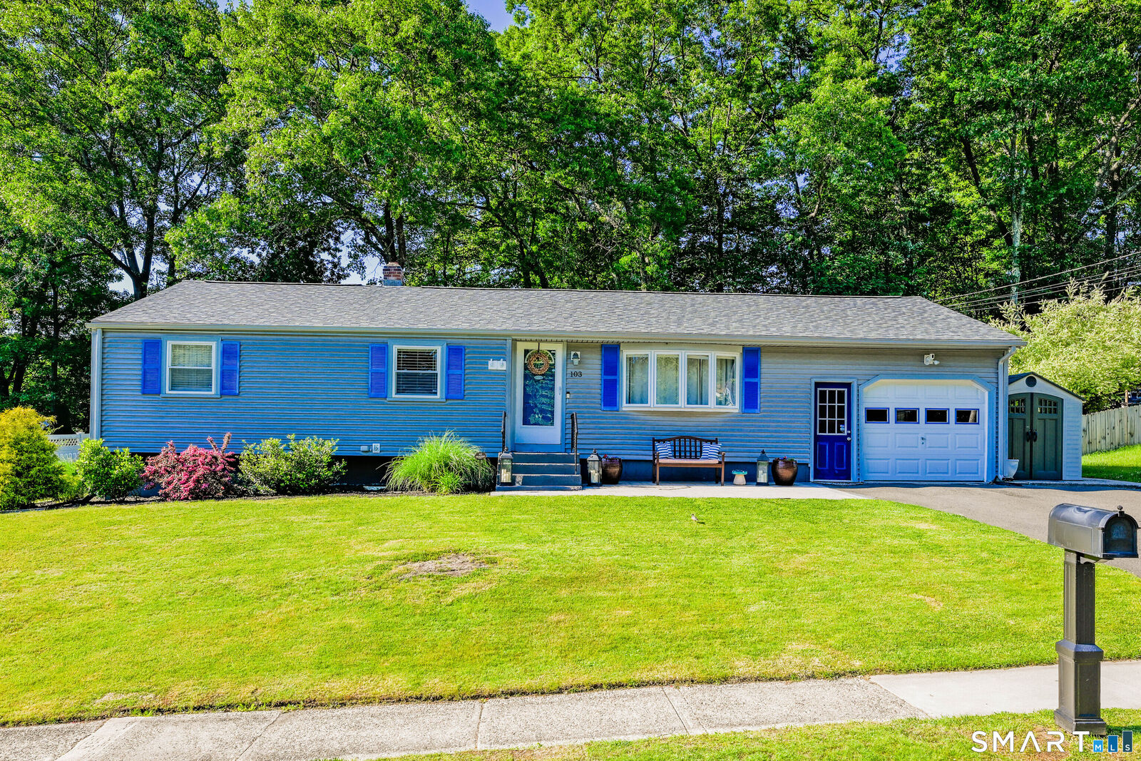 Property Photo: 103 Glenwood Drive CT 06062