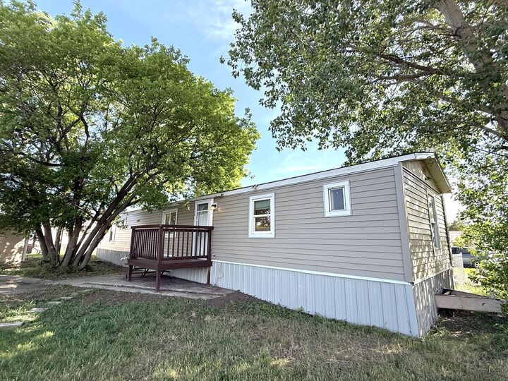 Property Photo: 808 Avoca Street 23 WY 82801