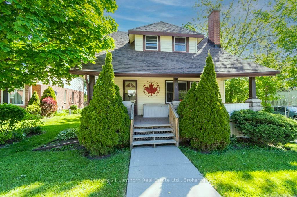 Property Photo:  7 Purdy Street  ON K8P 1Y8 