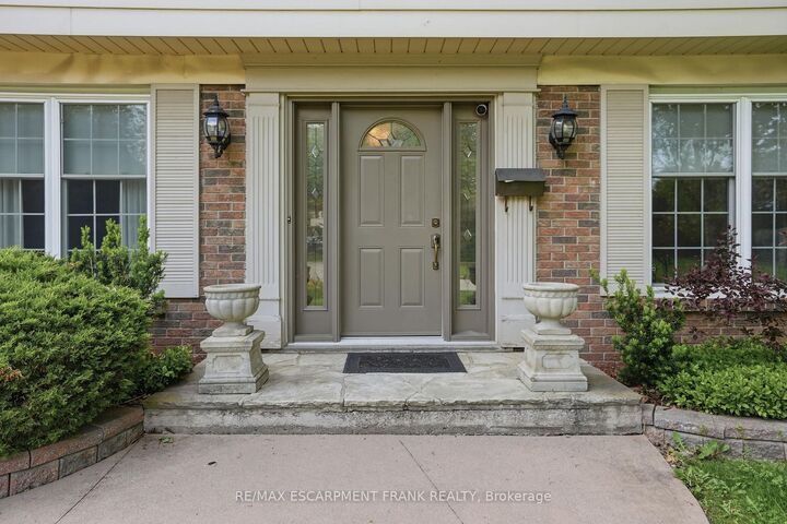 Property Photo: 39 Maureen Avenue ON L9G 3L7