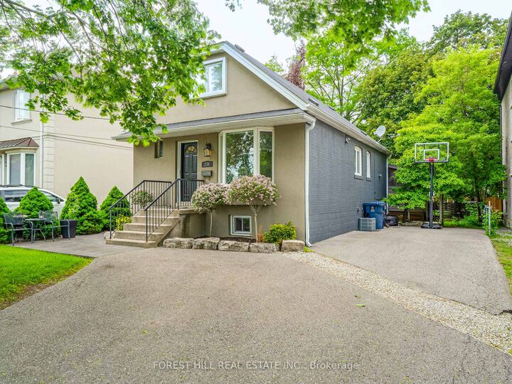 Property Photo: 236 Cameron Avenue ON M2N 1E7
