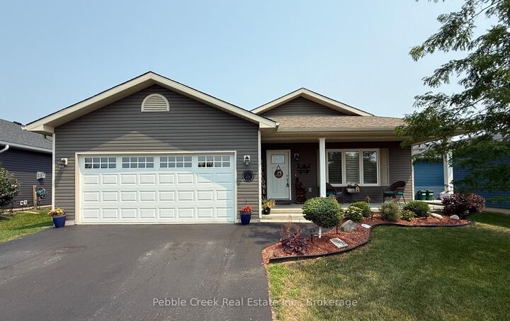 24 Huron Heights Drive — photo 1
