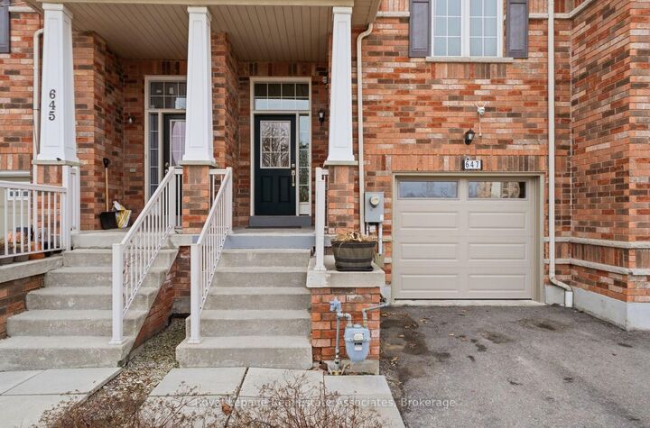 Property Photo: 647 Courtney Valley Road ON L5V 0C4