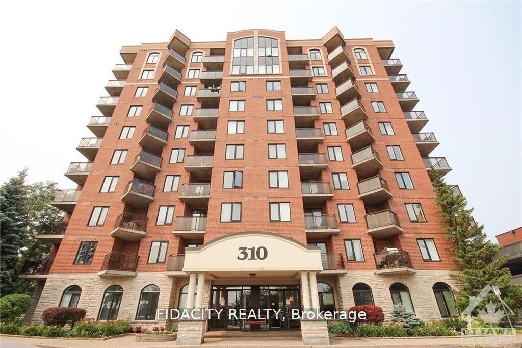 Property Photo: 310 Central Park Drive 8A ON K2C 4G4