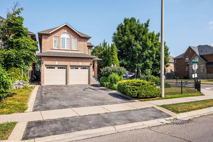 422 Fernforest Drive — photo 1